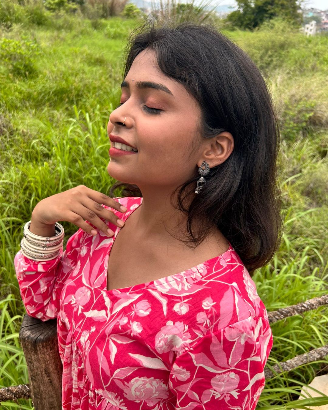 Fhoolwari Short Kurti – A garden of colors woven into fabric